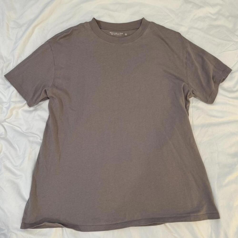 Abercrombie‎ & Fitch Women's Brown Tshirt